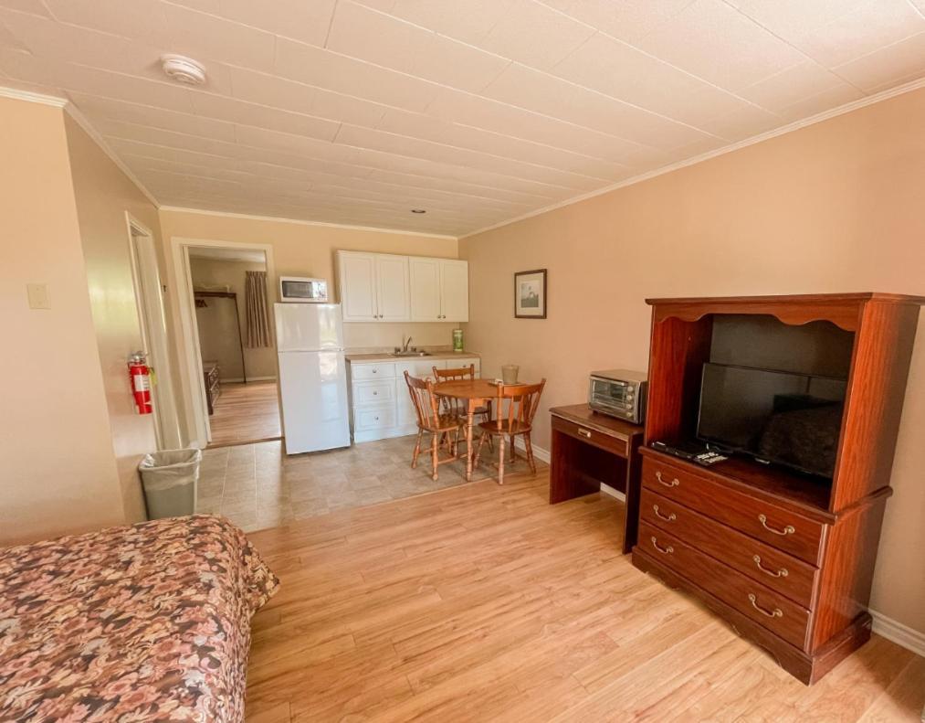 Silverwood Motel คาเวนดิช ภายนอก รูปภาพ
